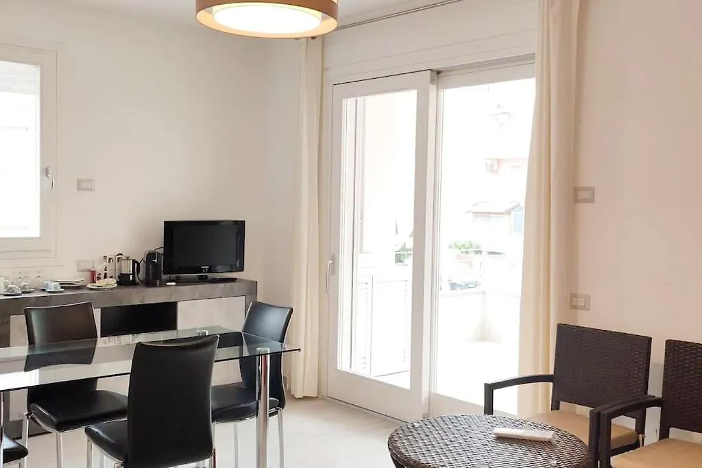 Lido Beach Apartments, Nuovi E Moderni, Vicino Alla Spiaggia ألغيرو 0*,